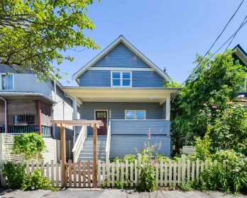1022 Odlum Drive, Vancouver, BC, Vancouver — Half Duplex for sale
