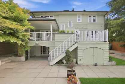 Hot Tub / Spa Photo of 1407 W 33rd Avenue, Vancouver, BC
