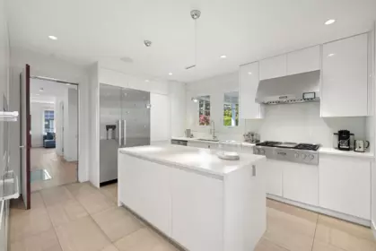 Kitchen Island Photo of 1407 W 33rd Avenue, Vancouver, BC