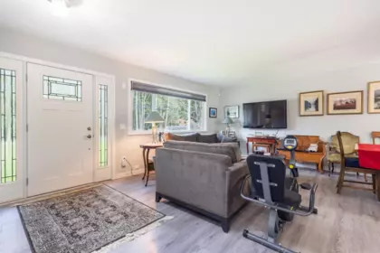 7929 Southwood Road, Halfmoon Bay, BC, Halfmoon Bay — Single Family Residence for sale