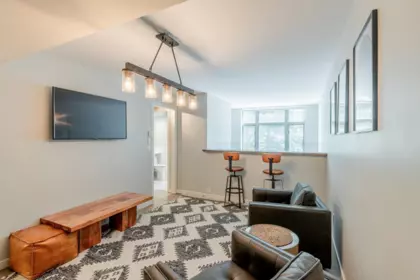 Entry Foyer Photo of 1227 Richards Street, Vancouver, BC