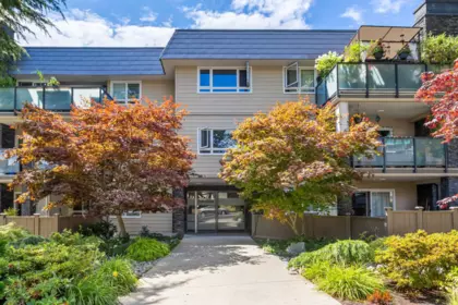 104 1371 Foster Street, White Rock, BC, White Rock — Apartment/Condo for sale