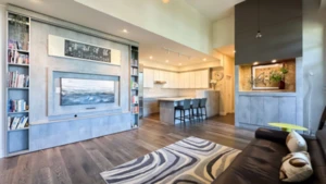 506 3602 Aldercrest Drive, North Vancouver, BC