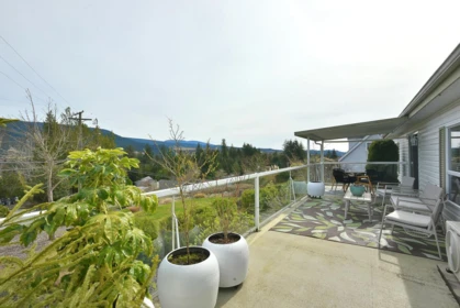 5987 Harbour Way, Sechelt, BC, Sechelt — Single Family Residence for sale