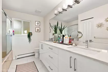 Powder Room Photo of 13755 93a Avenue, Surrey, BC