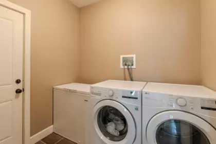 Laundry Room Photo of 35159 Mcewen Avenue, Mission, BC
