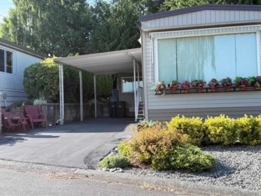 15851 Suffolk Road, Surrey, BC, Surrey — Manufactured On Land for sale