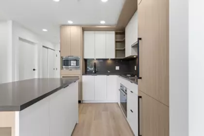 404 2268 E Broadway, Vancouver, BC, Vancouver — Apartment/Condo for sale