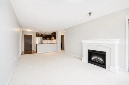 405 3110 Dayanee Springs Boulevard, Coquitlam, BC, Coquitlam — Apartment/Condo for sale