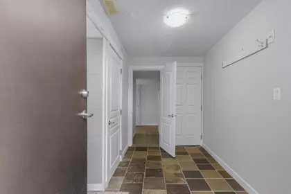 Entry Foyer Photo of 34981 Bernina Court, Abbotsford, BC