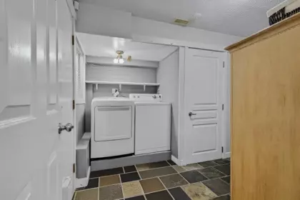 Mudroom Photo of 34981 Bernina Court, Abbotsford, BC