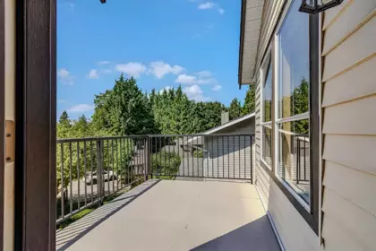 Primary Bedroom Photo of 34981 Bernina Court, Abbotsford, BC