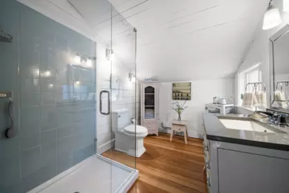 Loft / Bonus Room Photo of 511 176 Street, Surrey, BC