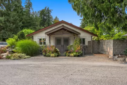 Outdoor Patio Photo of 511 176 Street, Surrey, BC