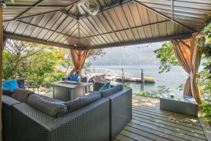 Backyard Photo of 330 Sasamat Lane, North Vancouver, BC