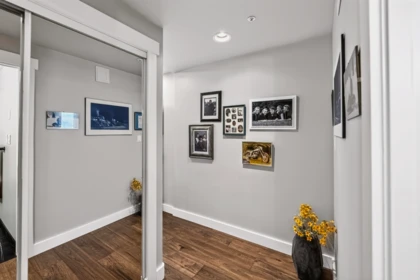 Staircase Photo of 1601 3190 Gladwin Road, Abbotsford, BC