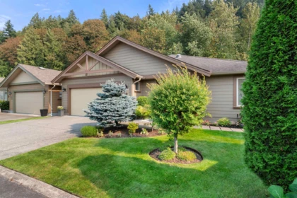 Exterior Rear Photo of 164 46000 Thomas Road, Chilliwack, BC
