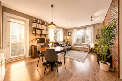 516 9250 University High Street, Burnaby, BC, Burnaby — Apartment/Condo for sale