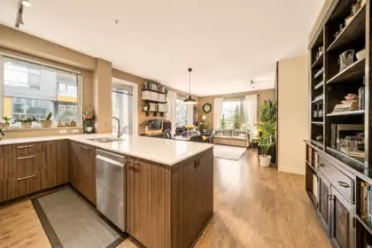 516 9250 University High Street, Burnaby, BC, Burnaby — Apartment/Condo for sale