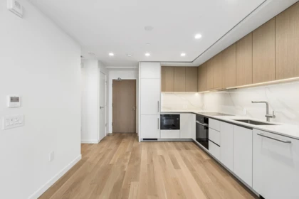 Kitchen Photo of 704 3963 Uplands Way, West Vancouver, BC