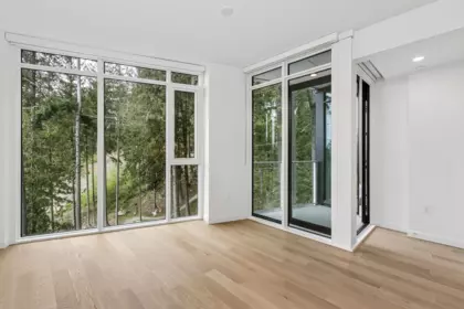 Living Room Photo of 704 3963 Uplands Way, West Vancouver, BC