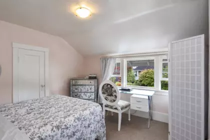 Breakfast Nook Photo of 1325/27 Laburnum Street, Vancouver, BC