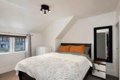 Primary Bedroom Photo of 1325/27 Laburnum Street, Vancouver, BC
