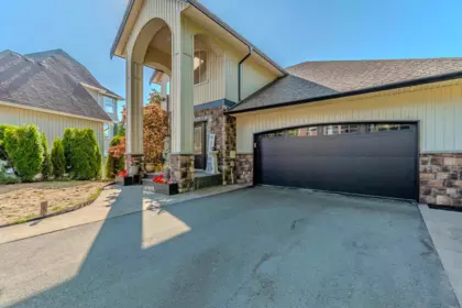 10132 Kenswood Drive, Chilliwack, BC, Chilliwack — Single Family Residence for sale