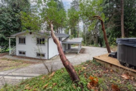 5080 Sunshine Coast Highway, Sechelt, BC