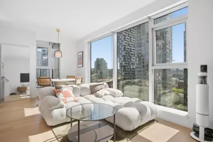 902 889 Pacific Street, Vancouver, BC, Vancouver — Apartment/Condo for sale