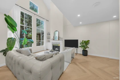 Breakfast Nook Photo of 3460 Amberly Place, Vancouver, BC