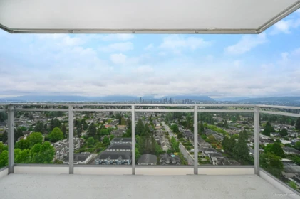 Breakfast Nook Photo of 1909 5685 Halley Avenue, Burnaby, BC