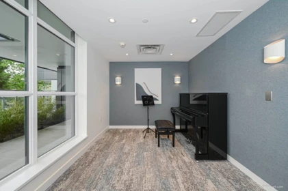 Hot Tub / Spa Photo of 1909 5685 Halley Avenue, Burnaby, BC