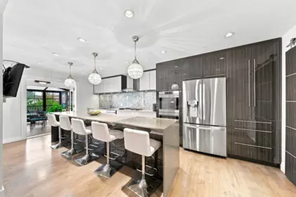 Kitchen Island Photo of 367 Fenton Street, New Westminster, BC