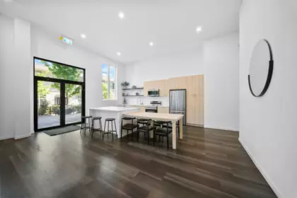 Hallway Photo of 608 13623 81a Avenue, Surrey, BC
