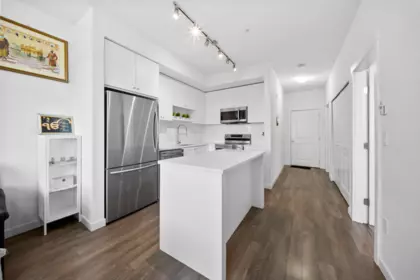 Kitchen Photo of 608 13623 81a Avenue, Surrey, BC