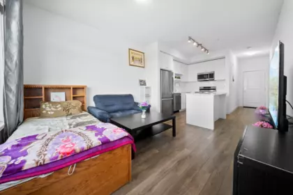 Walk-In Closet Photo of 608 13623 81a Avenue, Surrey, BC