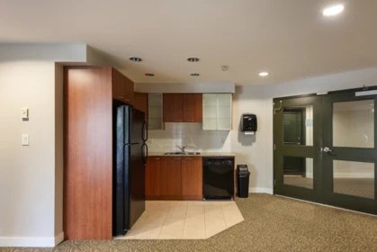 Hallway Photo of 656 1483 E King Edward Avenue, Vancouver, BC
