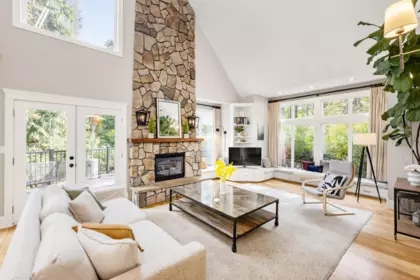 Living Room Photo of 17015 105a Avenue, Surrey, BC