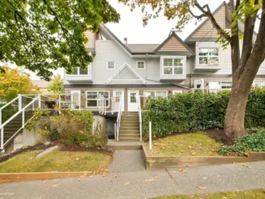 Entry Foyer Photo of 203 3787 Pender Street, Burnaby, BC