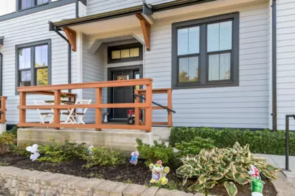 Outdoor Patio Photo of 10 6429 Market Avenue, Delta, BC