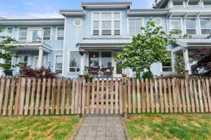Hot Tub / Spa Photo of 2 44849 Anglers Boulevard, Chilliwack, BC