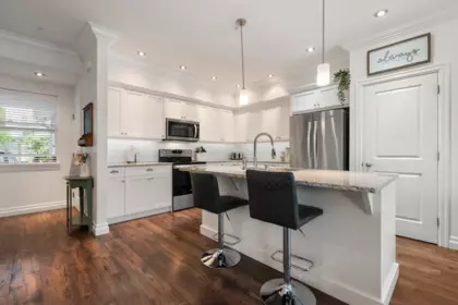 Kitchen Photo of 2 44849 Anglers Boulevard, Chilliwack, BC