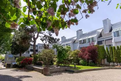 Garden / Landscaping Photo of 306 7431 Blundell Road, Richmond, BC