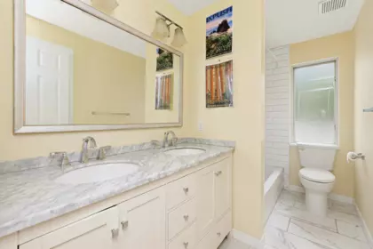 Primary Bathroom Photo of 408 2211 Wall Street, Vancouver, BC