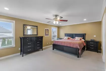 Hallway Photo of 14846 72a Avenue, Surrey, BC