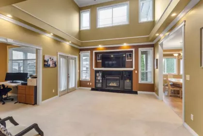 Kitchen Island Photo of 14846 72a Avenue, Surrey, BC