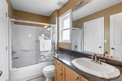 Laundry Room Photo of 14846 72a Avenue, Surrey, BC