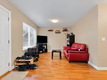 Hallway Photo of 6959 192 Street, Surrey, BC