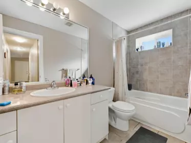 Laundry Room Photo of 6959 192 Street, Surrey, BC